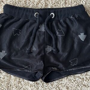 Like new Loud Apparel Black Mesh Shorts with Arrow Accents size 8